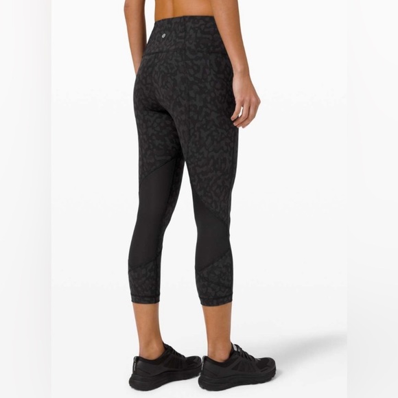 Lululemon Pace Rival High Rise Legging 22" - Picture 6 of 6